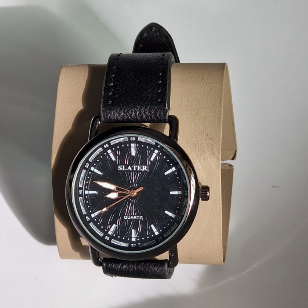  Ceasuri pentru Bărbați cu Curea din Piele - 6 Modele, Engros