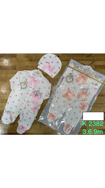 costum bebe 3-9 luni 3/set