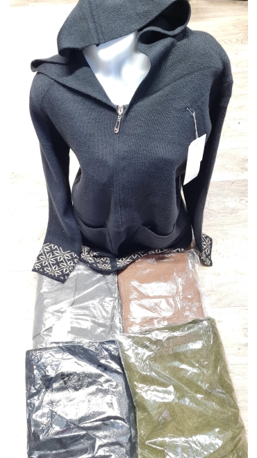 pulover dama culori diferite 6/set