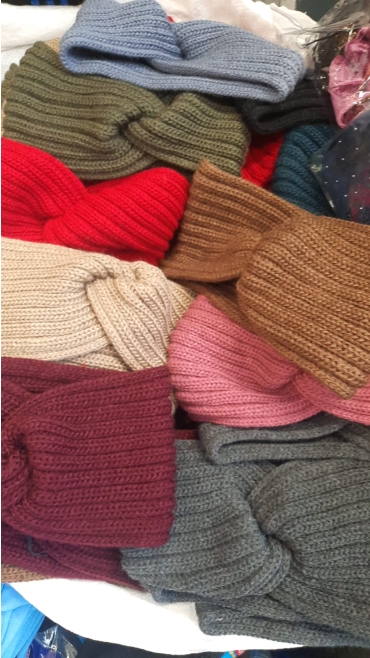 caciula dama 12/set